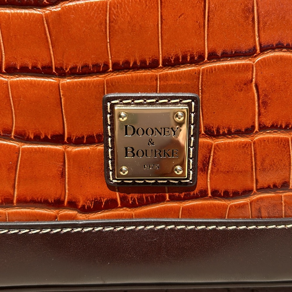✨NEW✨Dooney & Bourke OAKDALE ZIP ZIP Satchel - COGNAC - Picture 4 of 16